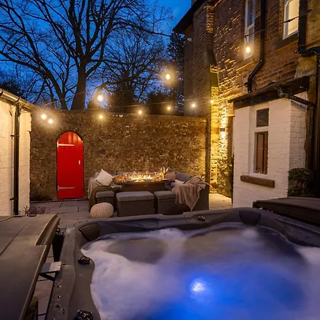 Hob Hurst Buxton  Exterior photo